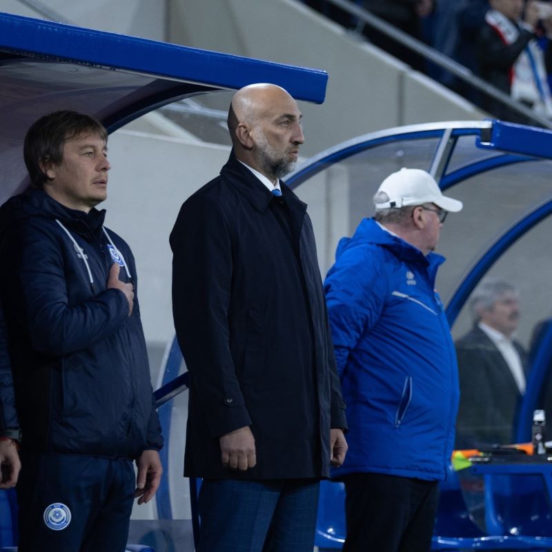 Магомед Адиев принял решение уйти с поста главного тренера сборной Казахстана