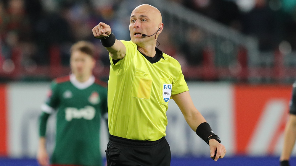 FIFA referee Сергей