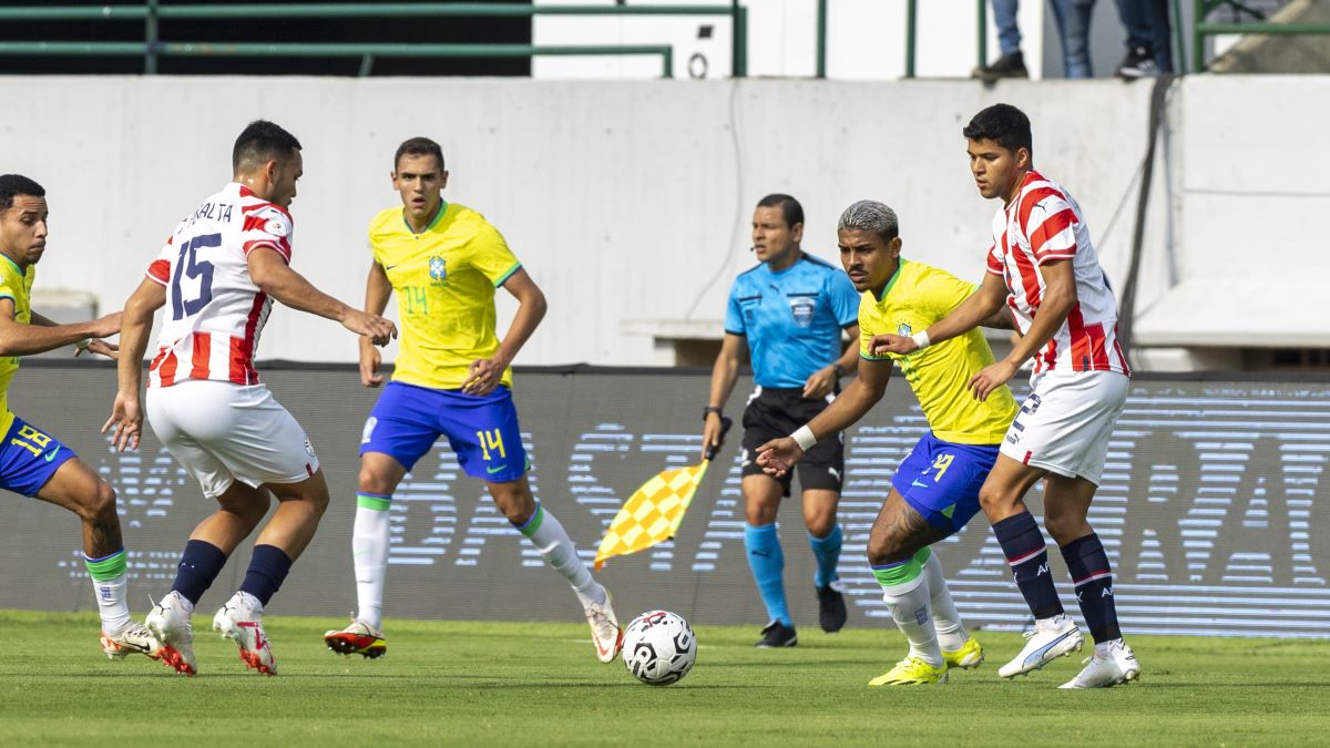 Бразилия с Келлвеном и Фассоном проиграла Парагваю на финальном этапе Предолимпийского турнира
