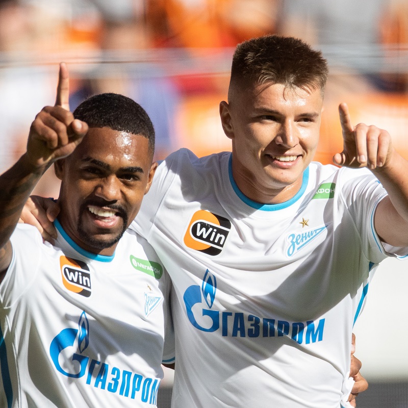 «Зенит» выиграл у «Урала» благодаря четырём безответным голам