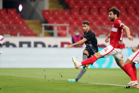 Spartak 0-2 Benfica