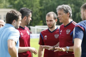 Тренировка сборной России по футболу