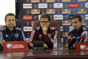 Trenirovka sbornoy Rossii i press konferenciya 07. ...